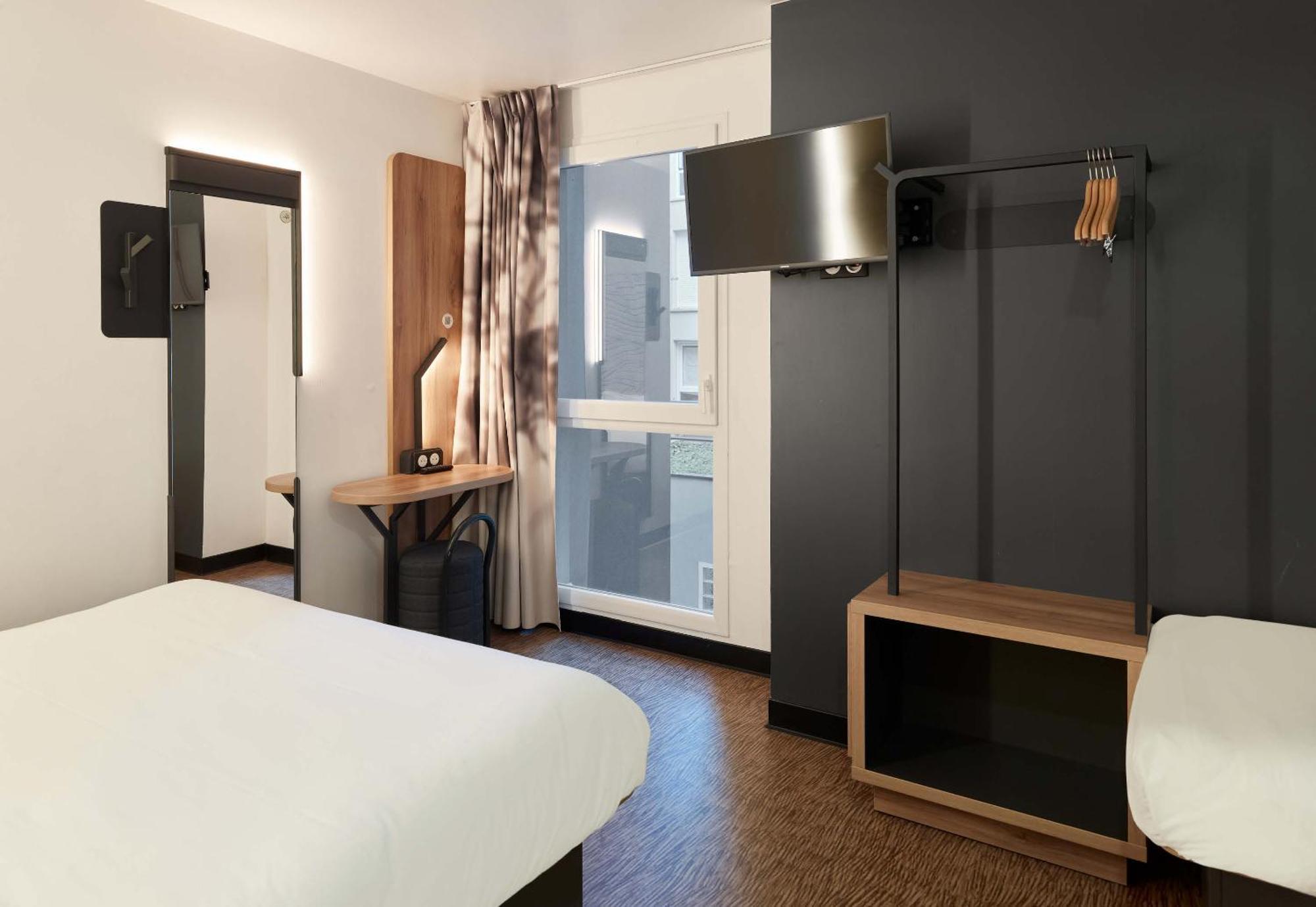 B&B Hotel Le Port Marly Saint Germain En Laye エクステリア 写真